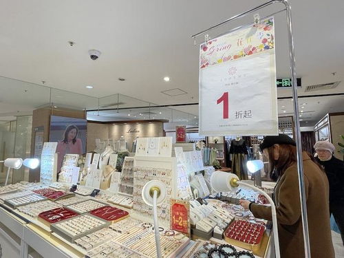 三個月內(nèi)十家老牌百貨“陣亡”，百貨零售業(yè)面臨多重挑戰(zhàn)